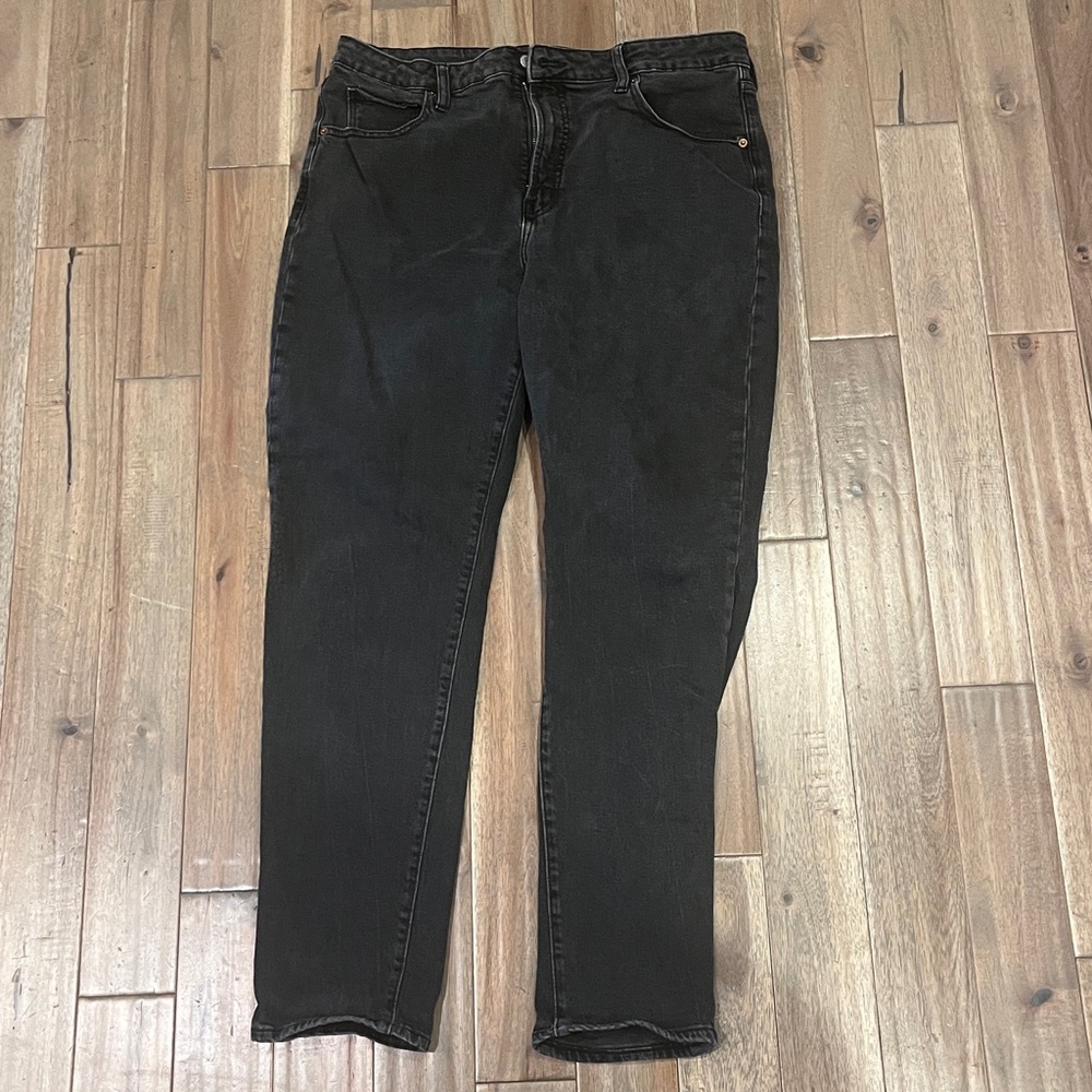 Old Navy OG Straight High Rise Black Jeans Women’s Size 16 Super Smooth Pockets